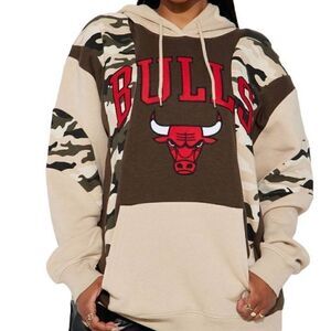 Ultra Game NBA Chicago Bulls Camo Hoodie -D